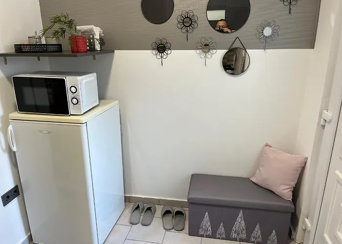Appartement Cozy Close To M0 Way Boedapest