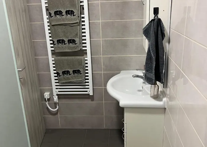 Cozy Close To M0 Way Budapest